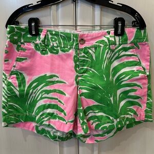 EUC Lilly Pulitzer Pink Pout Flamenco Callahan Shorts Size 8